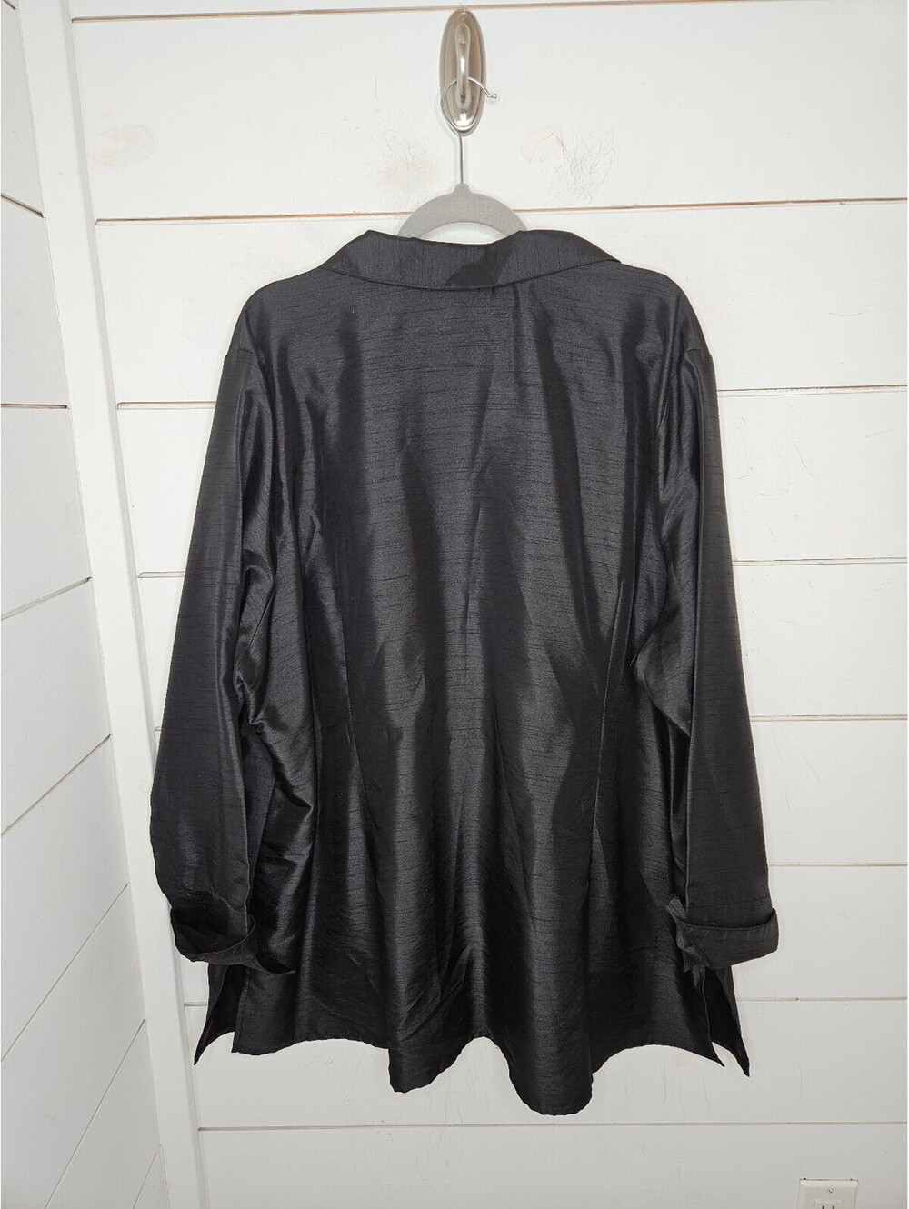 NWT Lane Bryant size 26/28 black shimmery button up blouse - Picture 2 of 4